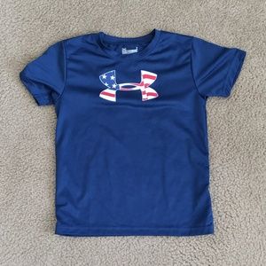 Under Armour boys tee EUC